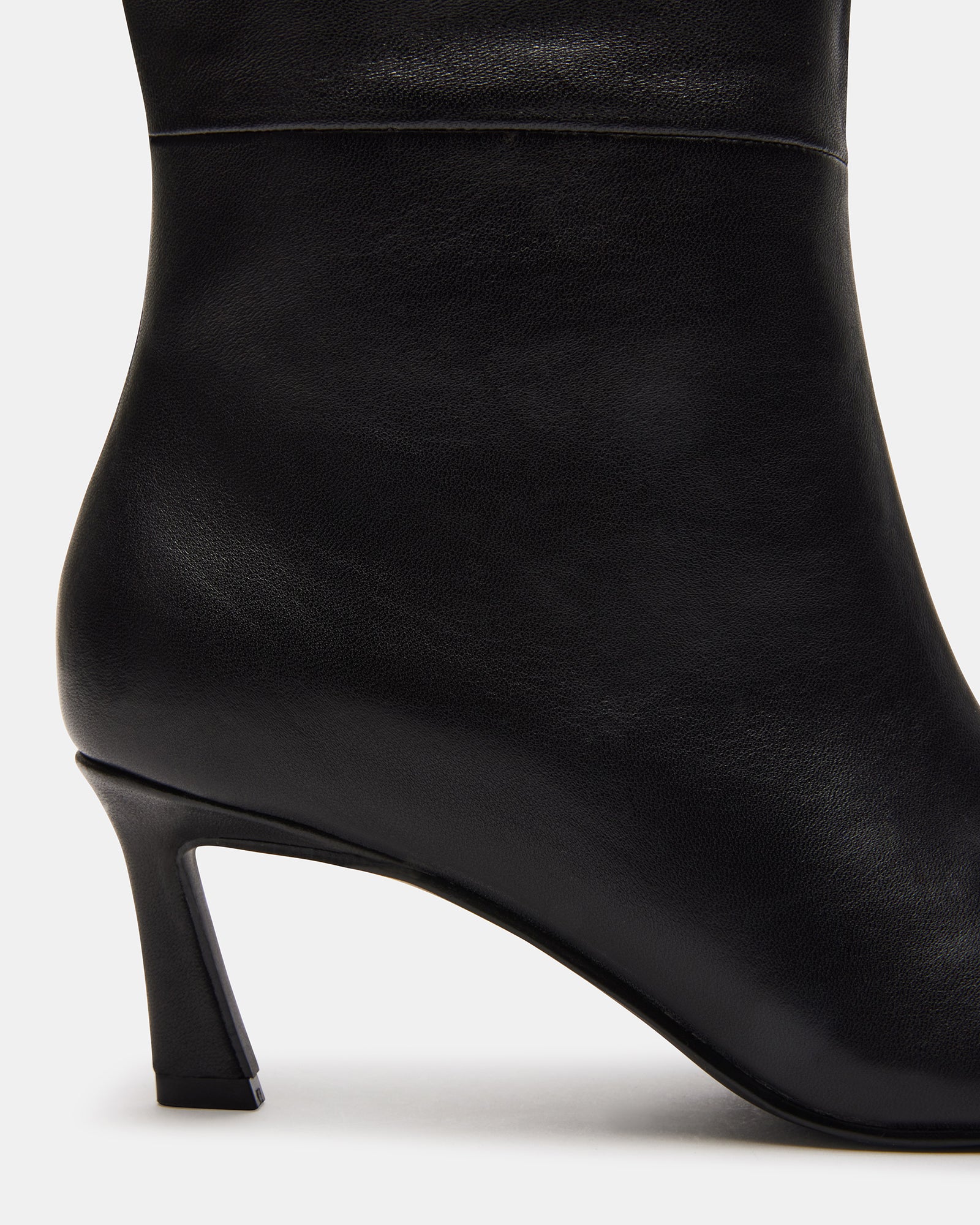 LAVAN BLACK LEATHER 7 LAVAN BLACK LEATHER