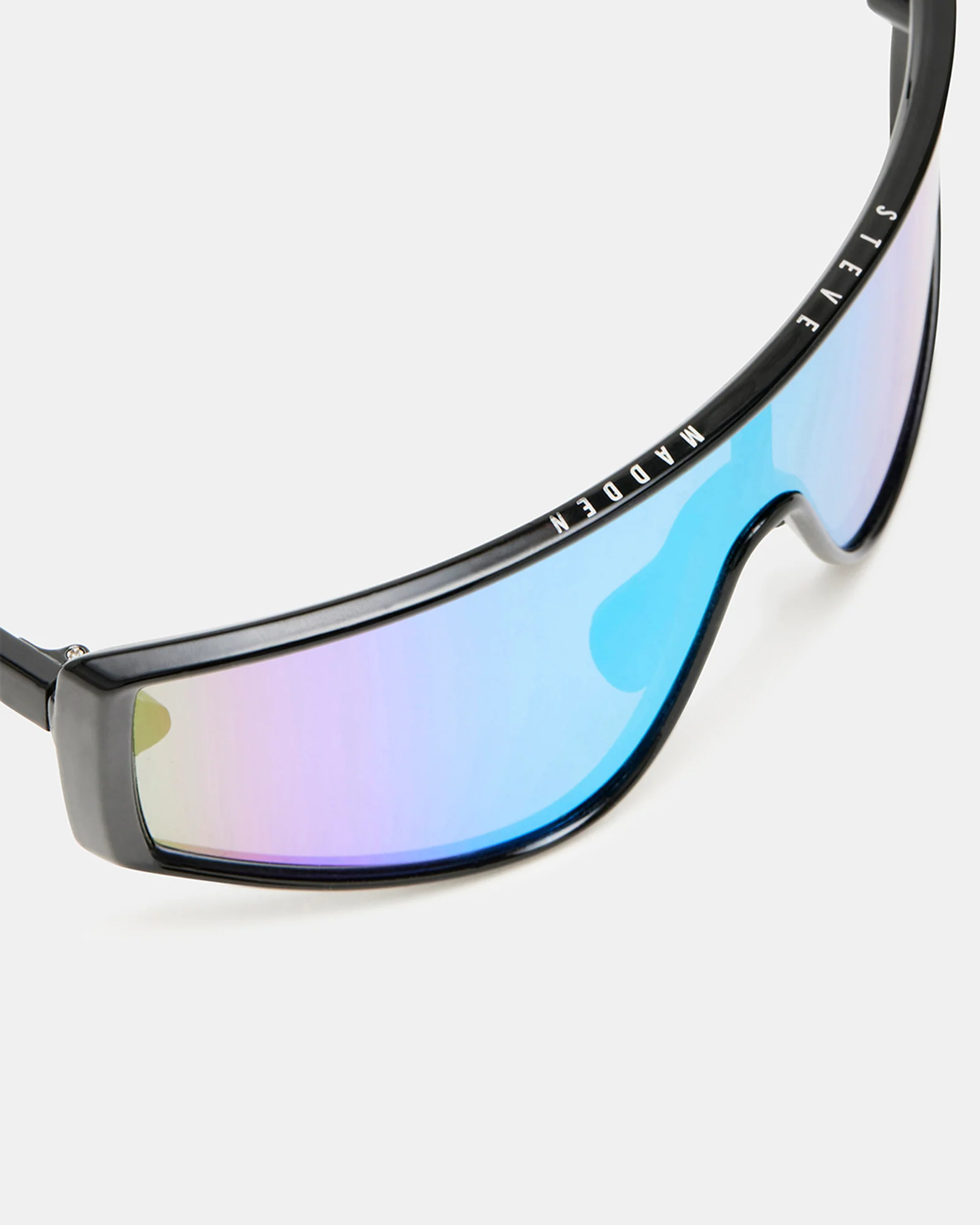 RIGGS BLACK 4 RIGGS BLACK