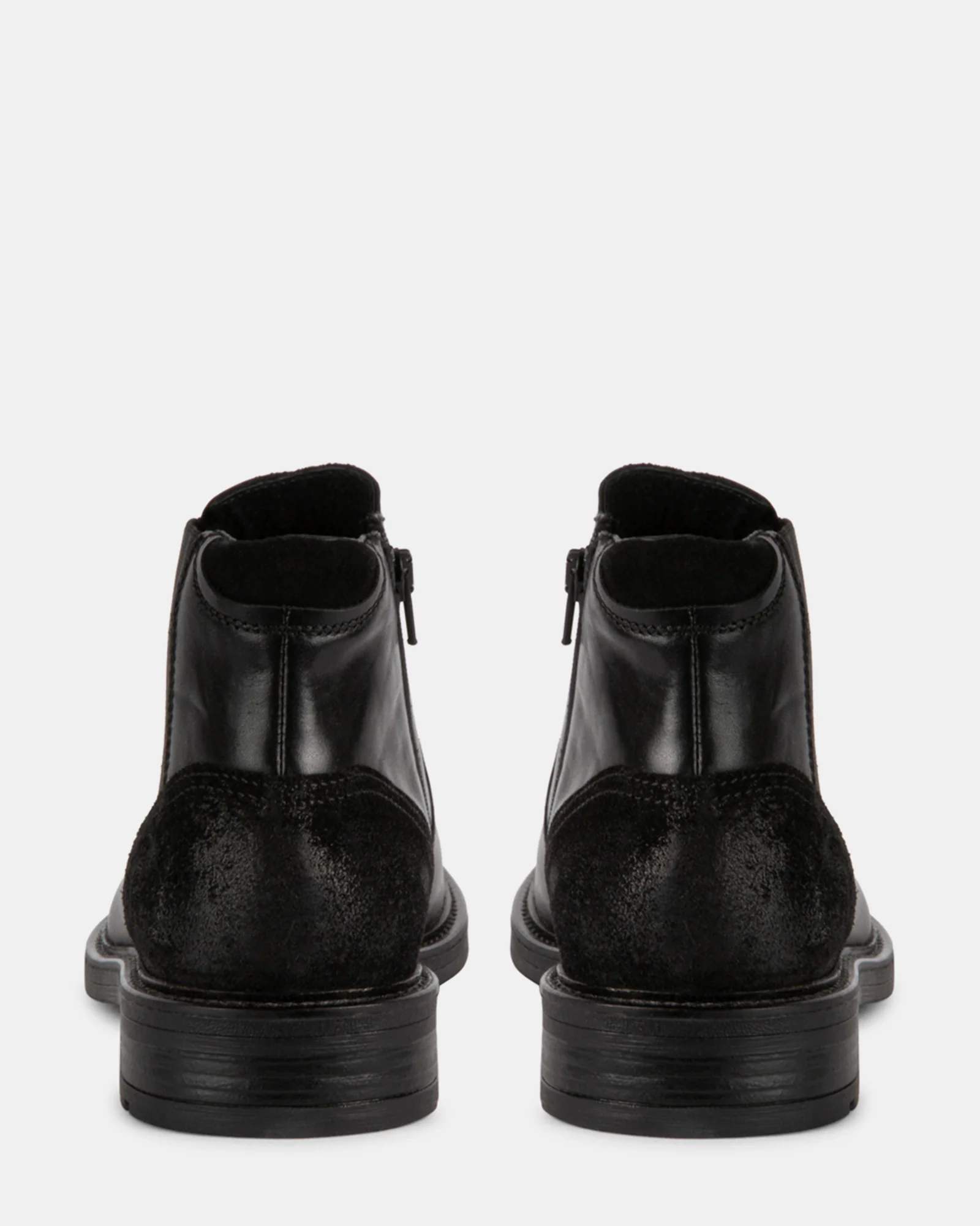 UZURI BLACK LEATHER 6 UZURI BLACK LEATHER
