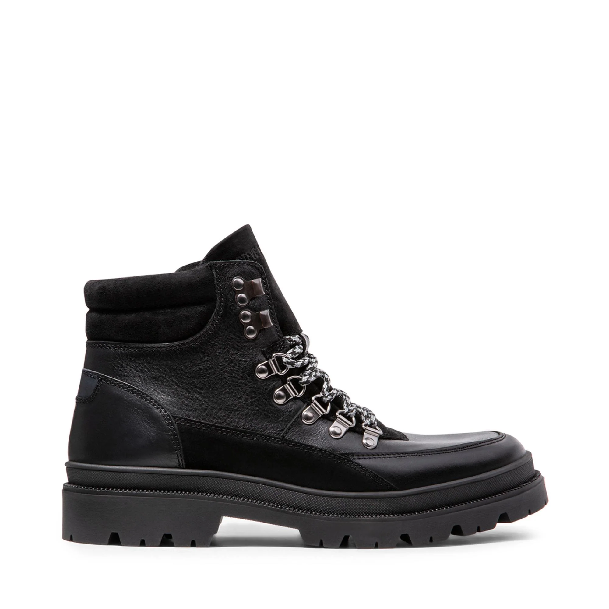 UPFIELD BLACK LEATHER
