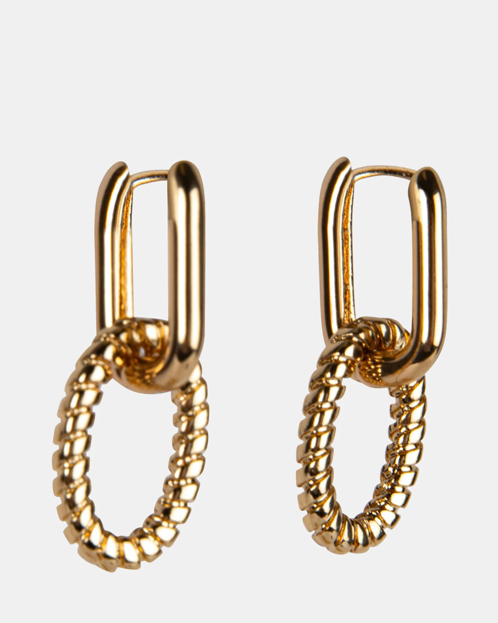 LINK EARRING GOLD