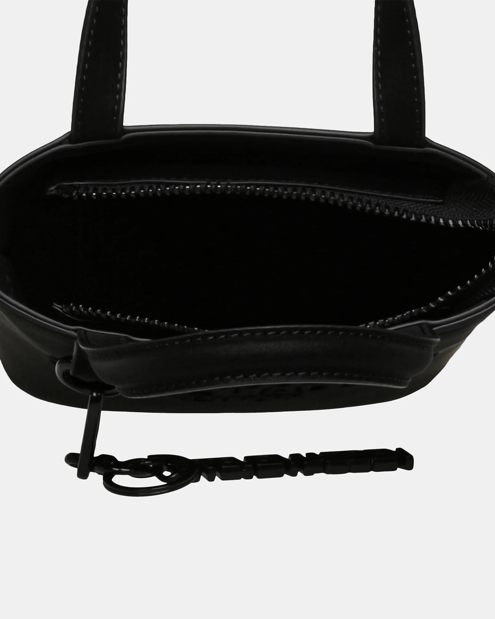 BRIGGY BLACK 6 BRIGGY BLACK