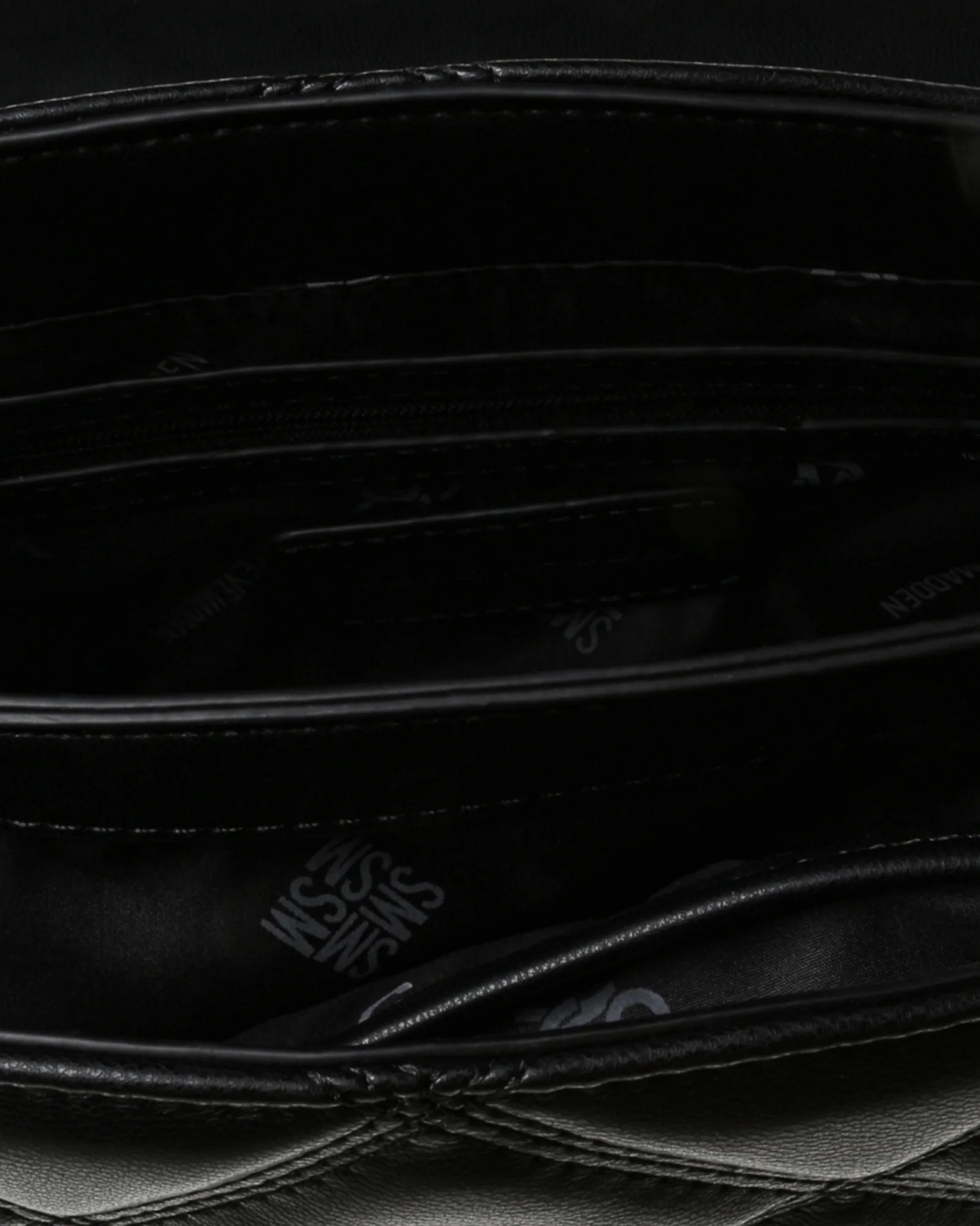 BVOLTURI BLACK SYNTHETIC 6 BVOLTURI BLACK SYNTHETIC