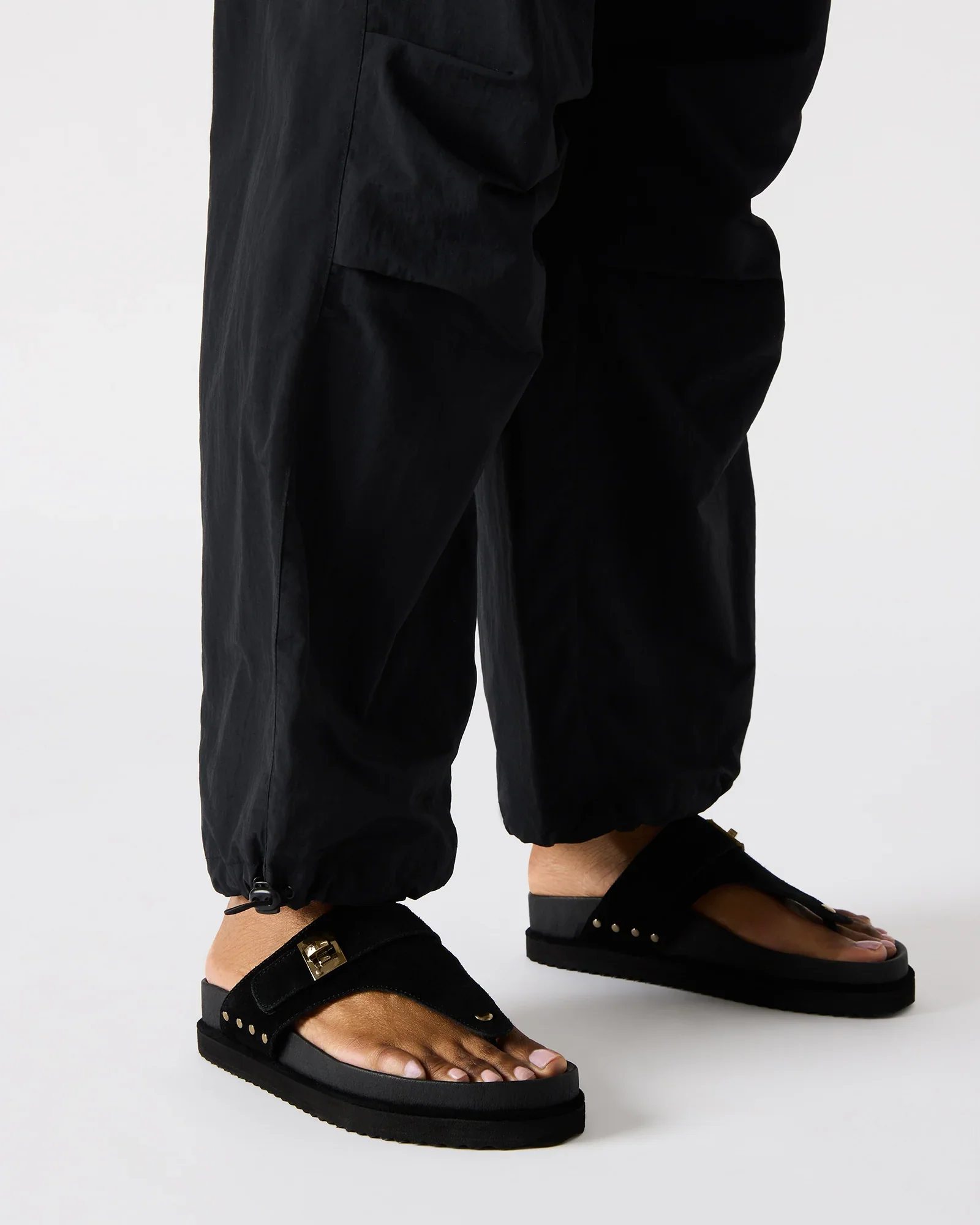 THONA BLACK SUEDE 3 THONA BLACK SUEDE