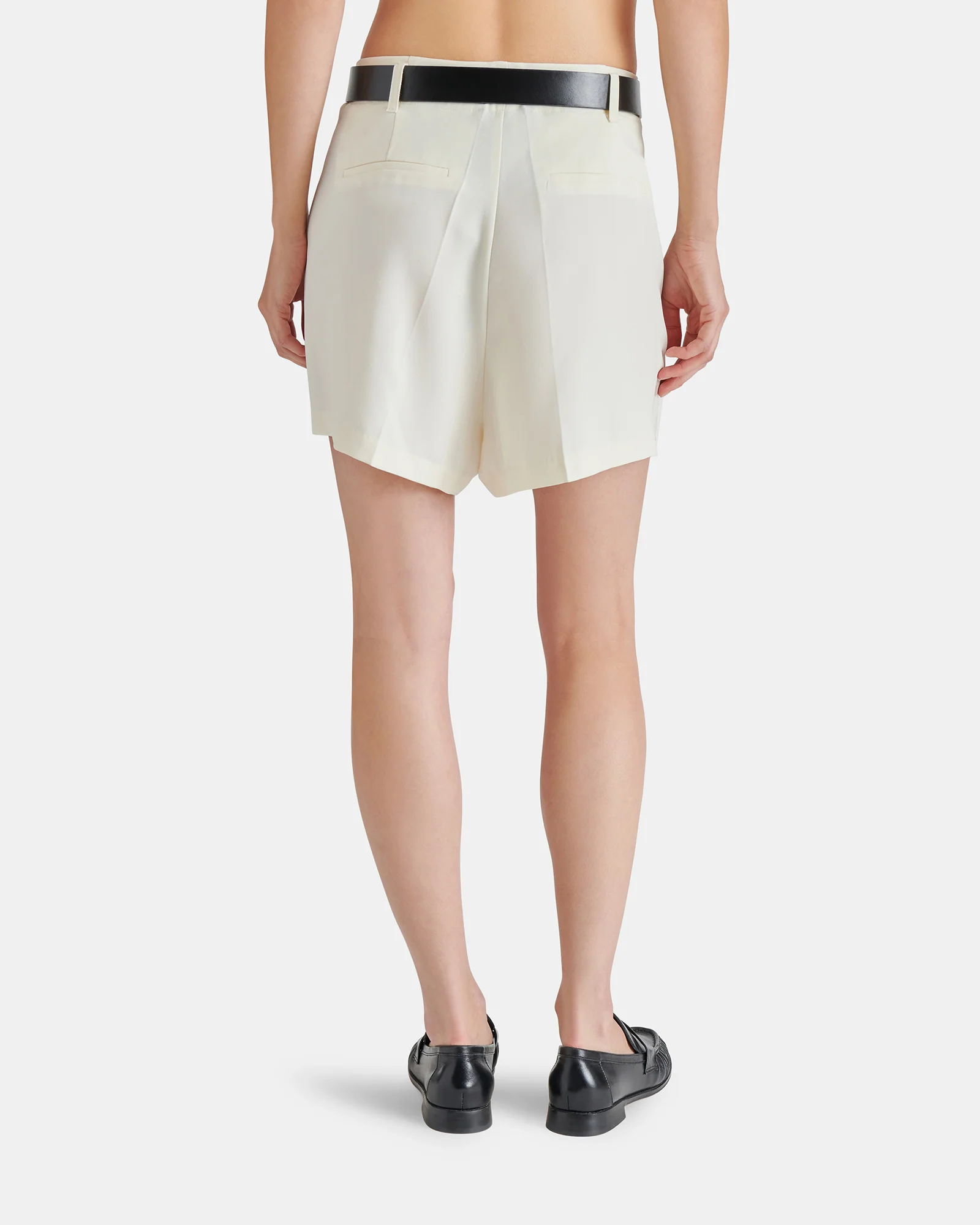 INGRIDA SHORTS WHITE 5 INGRIDA SHORTS WHITE